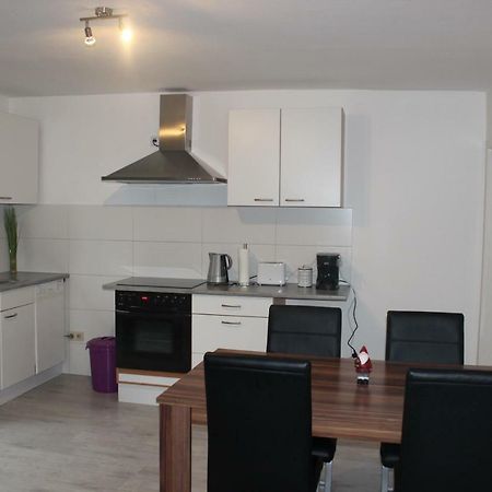 קייזרסלאוטרן Gut Gelegenes Appartment Mit Wifi, Parkplatz, Wama, Trockner Usw. מראה חיצוני תמונה