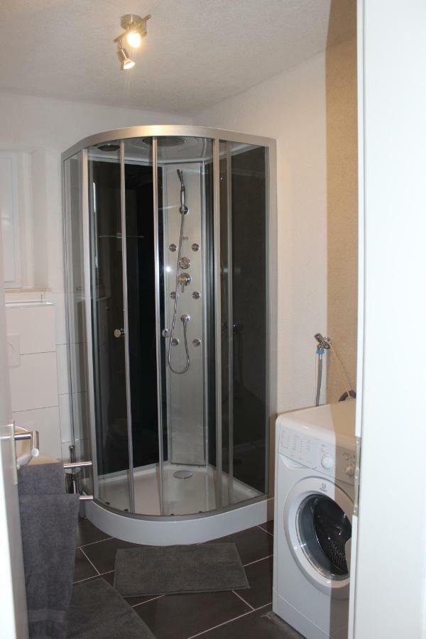 קייזרסלאוטרן Gut Gelegenes Appartment Mit Wifi, Parkplatz, Wama, Trockner Usw. מראה חיצוני תמונה